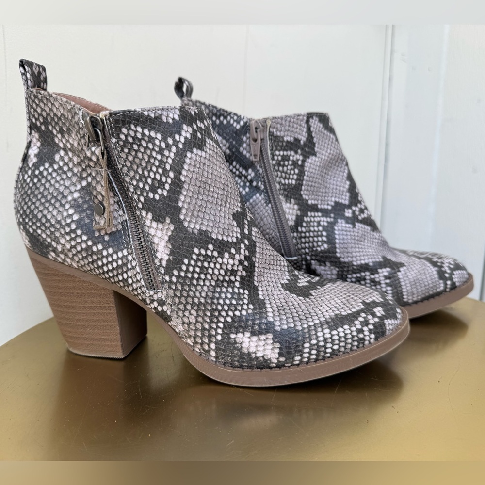 SNAKESKIN ANKLE BOOT